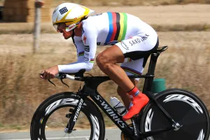 Fabian Cancellara llena de elogios a su “sucesor” Evenepoel: “Será cuestión de tiempo que supere mi récord”