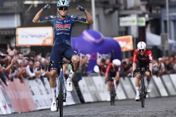 Paul Magnier (Soudal Quick-Step) gana la Binche-Chimay-Binche 2026
